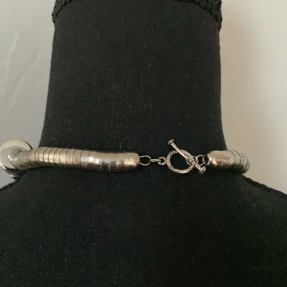 Necklace & Earring Set - Picture 4 of 6